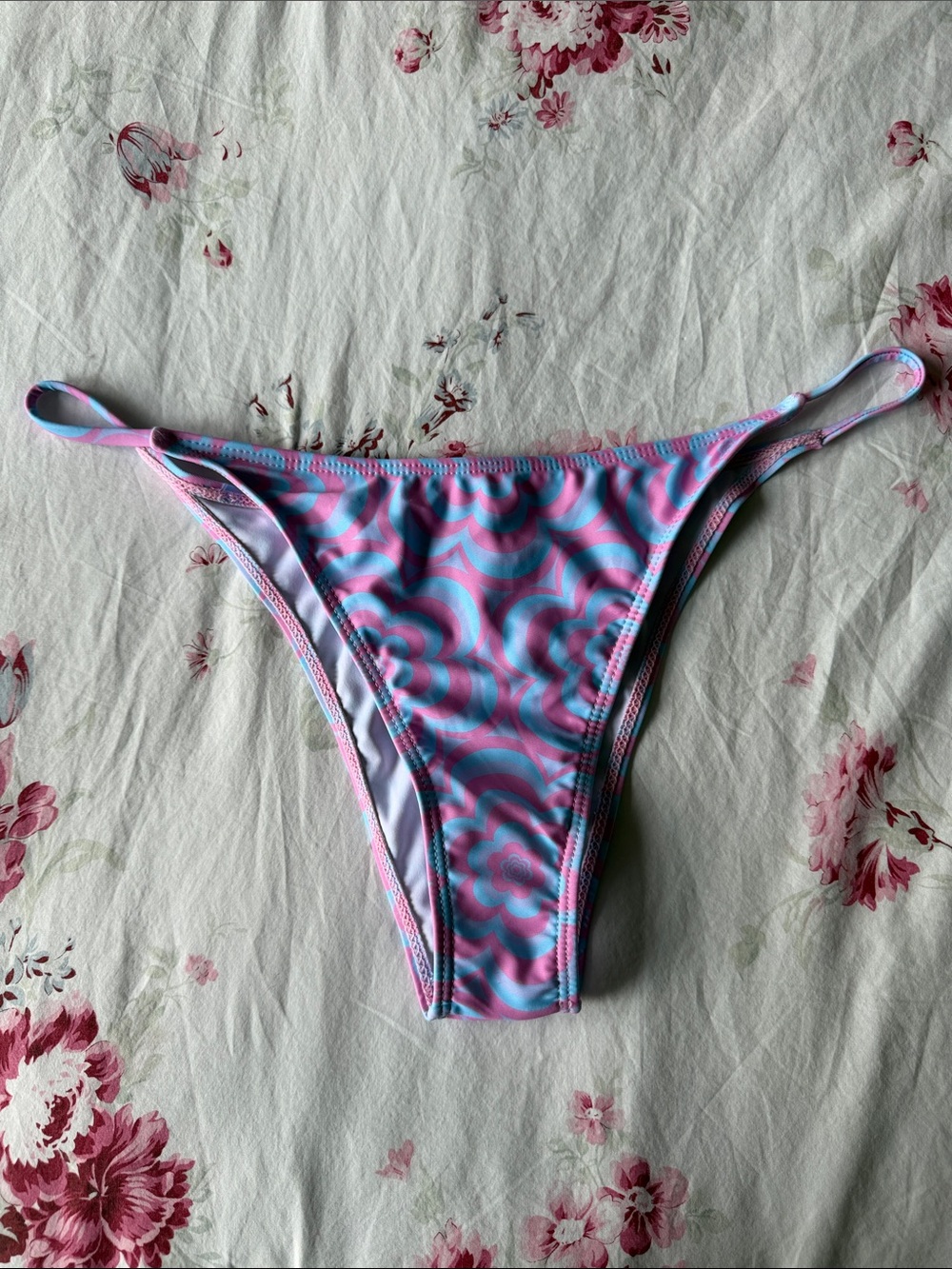Triangle Bikini Set - Picture 3 of 4